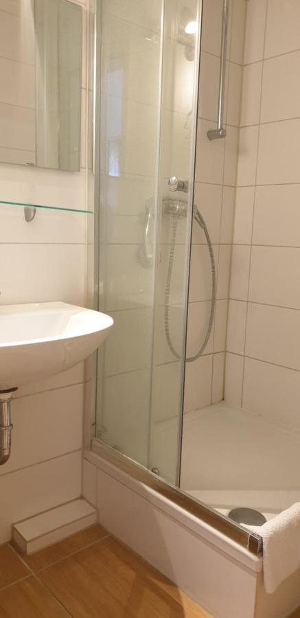 Hotel Gaya Bad Soden am Taunus Ngoại thất bức ảnh