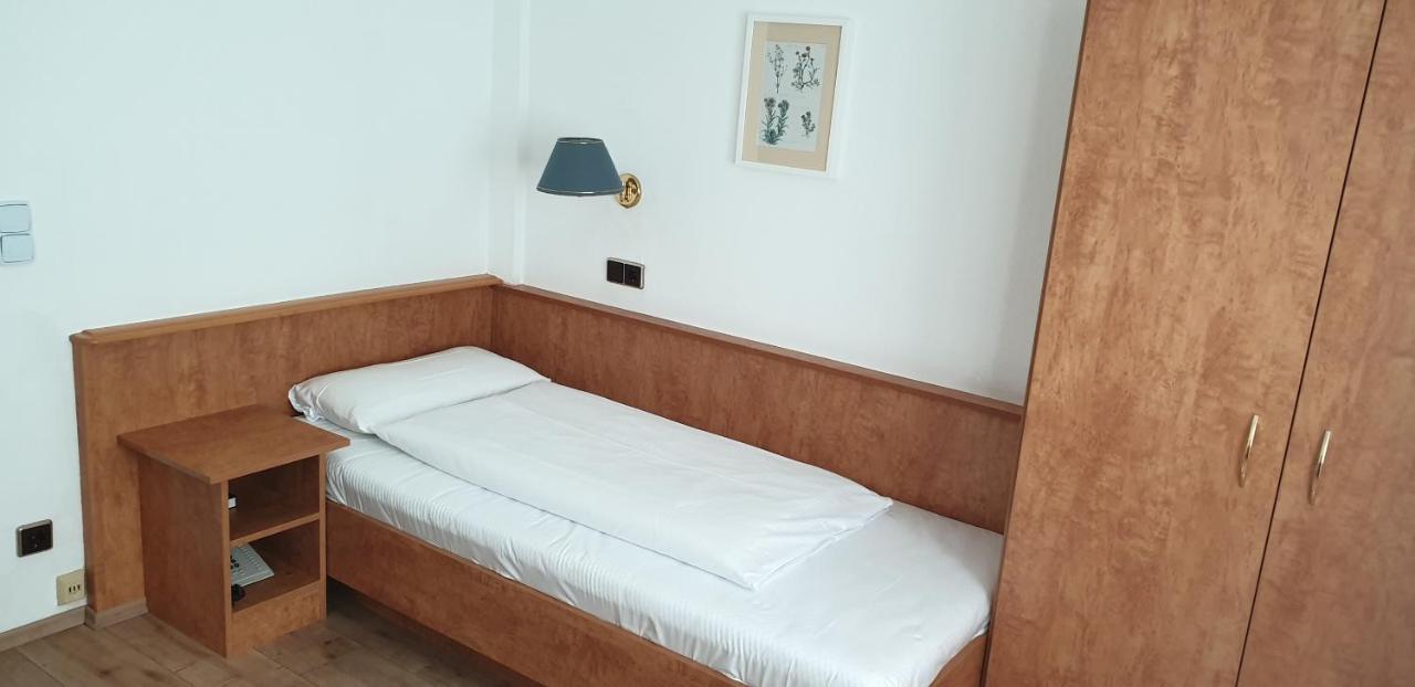 Hotel Gaya Bad Soden am Taunus Ngoại thất bức ảnh